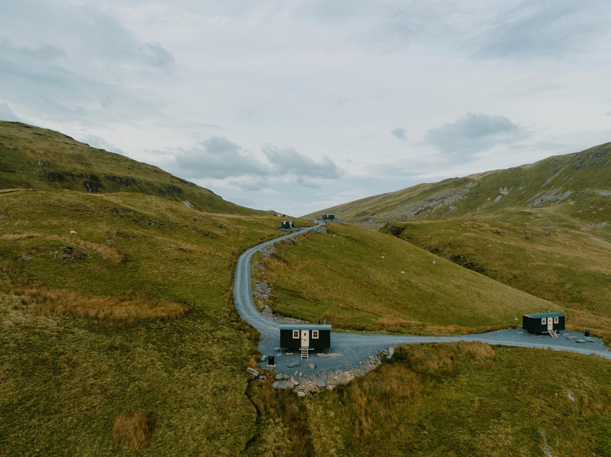 Barlwyd Glamping Hotel Blaenau Ffestiniog Bagian luar foto