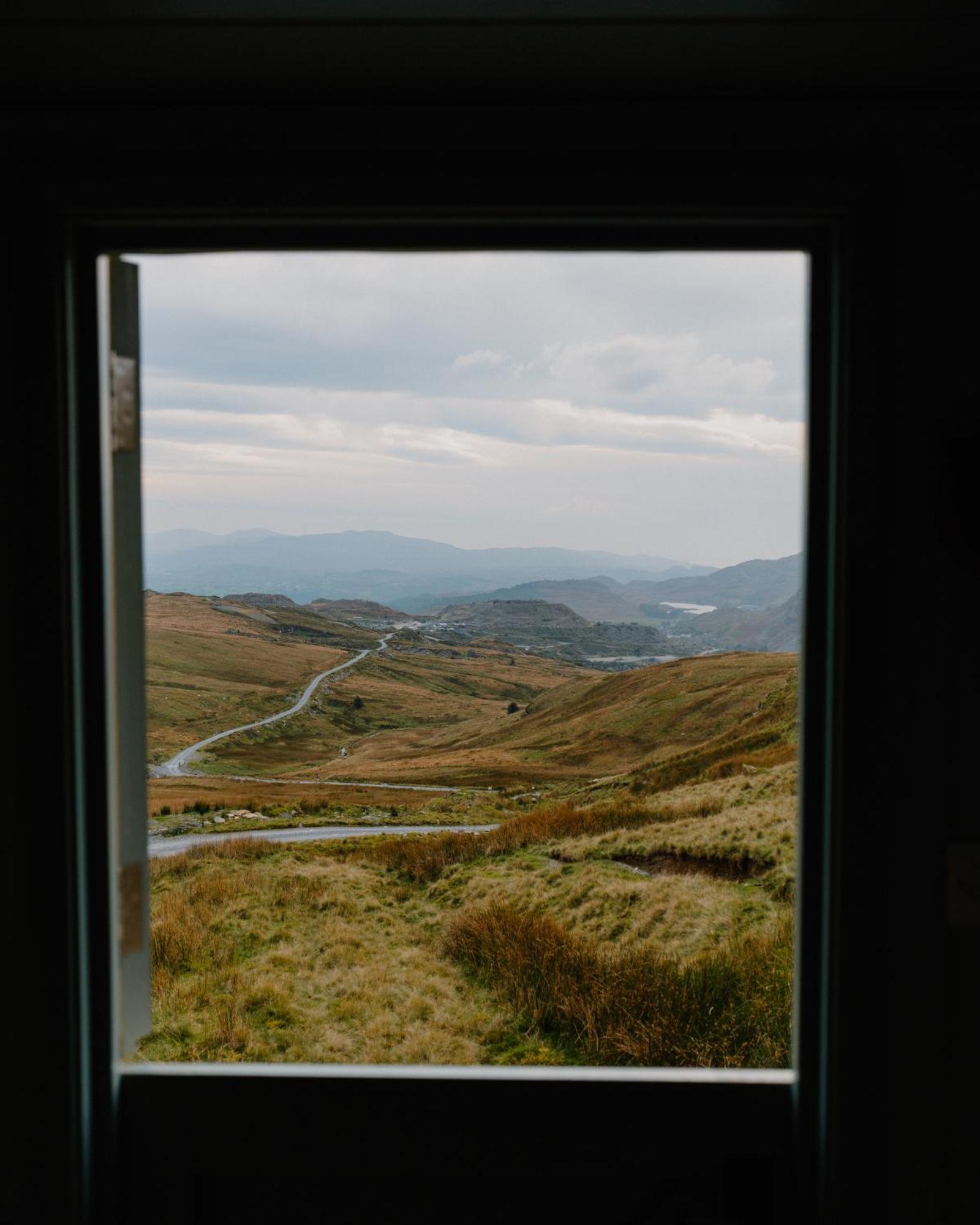 Barlwyd Glamping Hotel Blaenau Ffestiniog Bagian luar foto